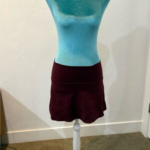 Lululemon maroon tennis skirt (built-in shorts)